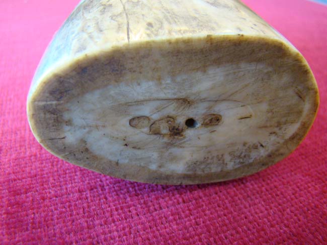 A 19th century Scrimshaw whale's tooth — image 4